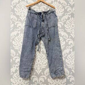 4/$25 • Torrid Acid Wash Paper Bag Belted Tie Ankle Jeans